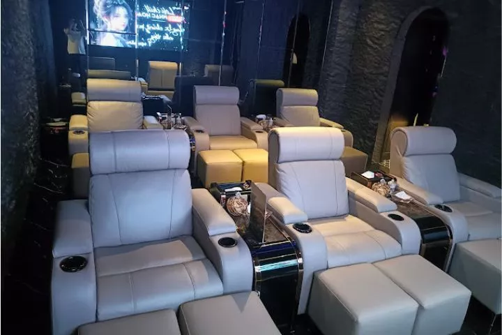 Massage Phụng Hoàng Các Bình Chánh