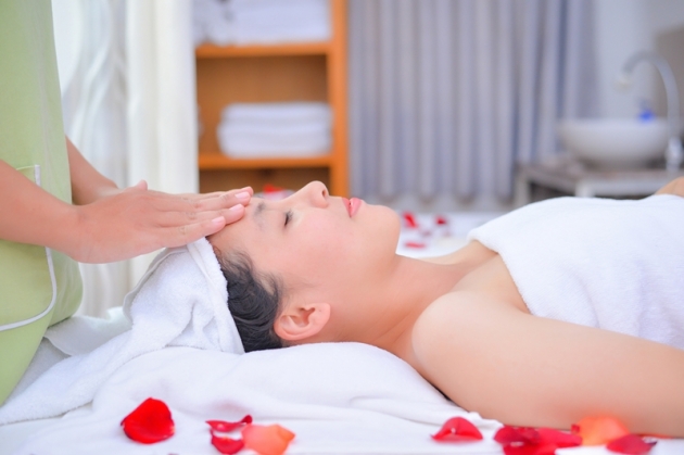 Chọn 01 trong 03 gói dịch vụ cao cấp tại Lotus Spa Quận 2