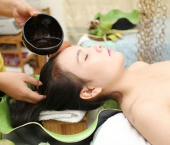 Hình ảnh gội đầu dưỡng sinh - Khoảnh khắc thư giãn