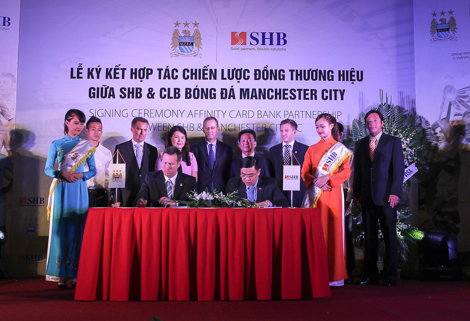 Premier League Là Gì? Giải Mã Sức Hút của Giải Bóng Đá Ngoại Hạng Anh - Đường Biên