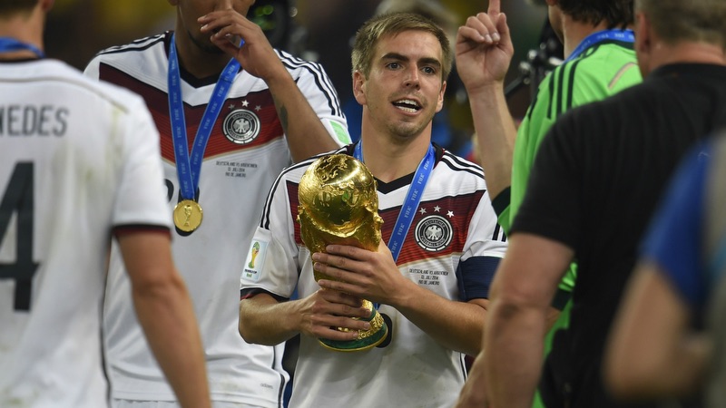 Sự Nghiệp Cầu Thủ Philipp Lahm Và Biểu Tượng Bóng Đá Đức
